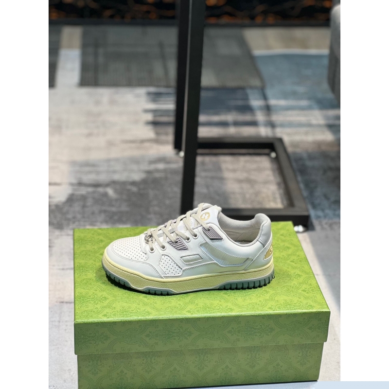 G*u*i casual shoes